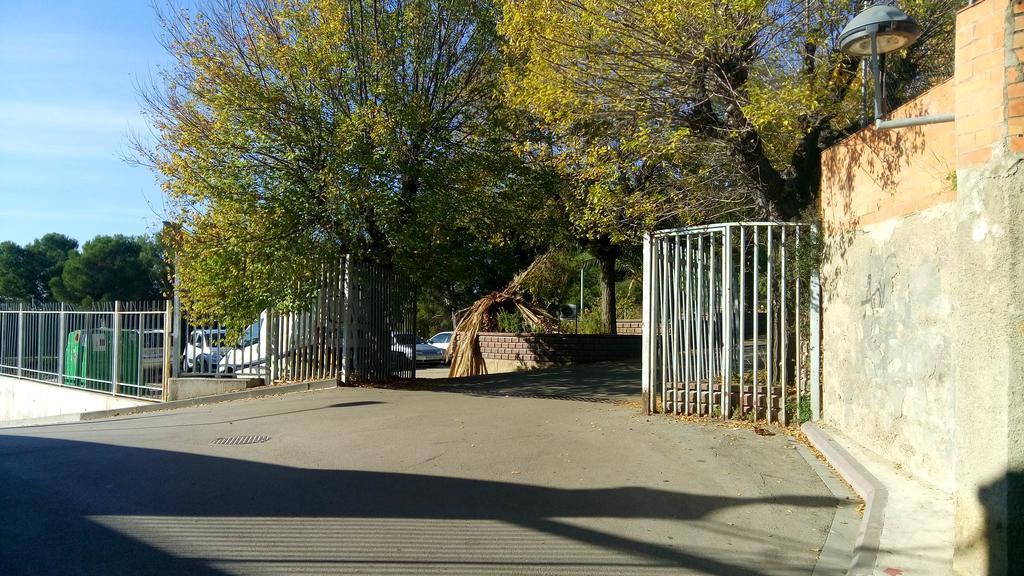 Hostal Sant Sadurni Sant Sadurní dʼAnoia Zewnętrze zdjęcie