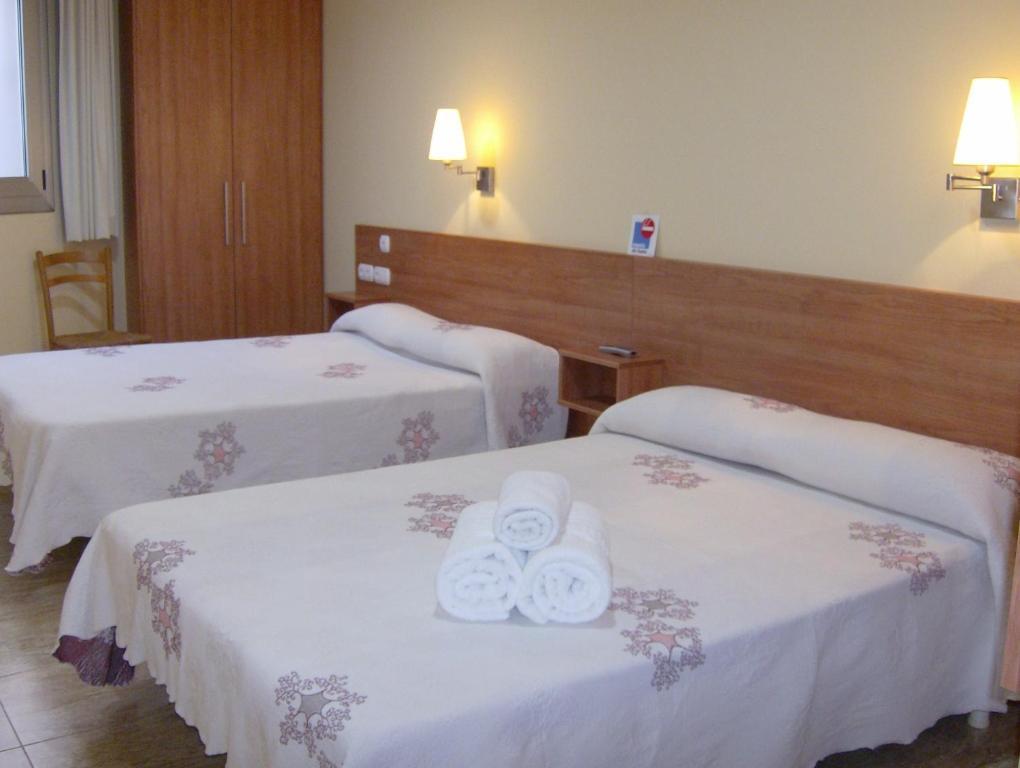 Hostal Sant Sadurni Sant Sadurní dʼAnoia Pokój zdjęcie